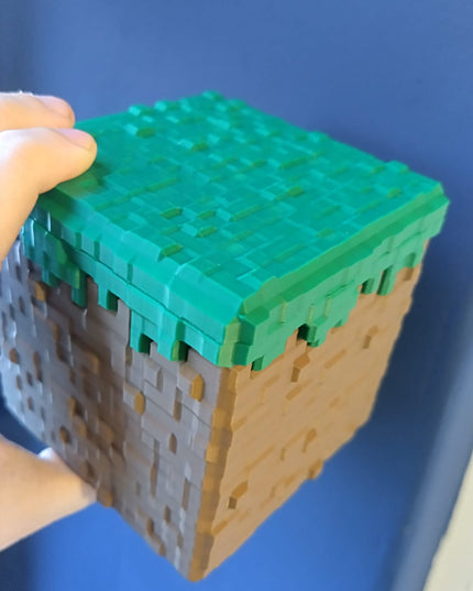 Giant Grass block pixel - with opening lid